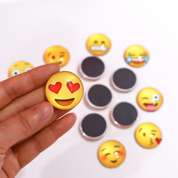 Šaldytuvo magnetukas su emocija