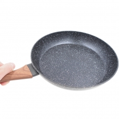 Keptuvė "NON STICK" OFSE 28CM.