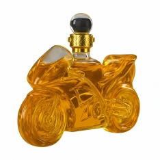 Stiklinė motociklo formos karafė –