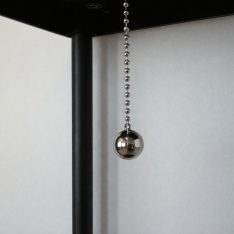 LED toršeras su lentynomis