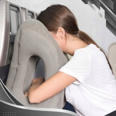 Pripučiama kelioninė pagalvė