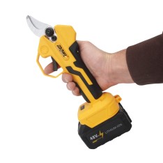 Akumuliatorinis sekatorius XLINE