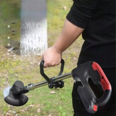 Įkraunama krūmapjovė